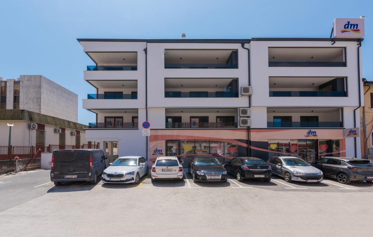 Val Di Bora Apartment Porec Exterior photo